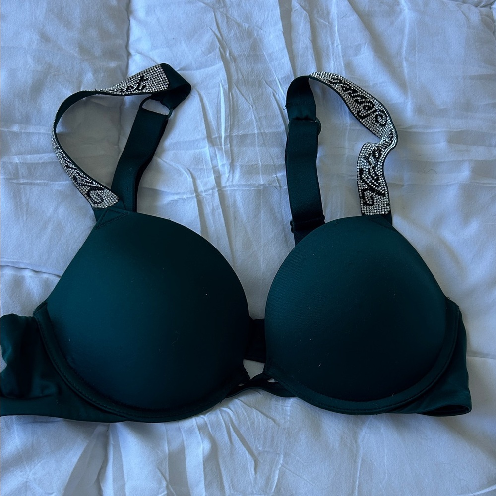 Victoria’s Secret very sexy bra